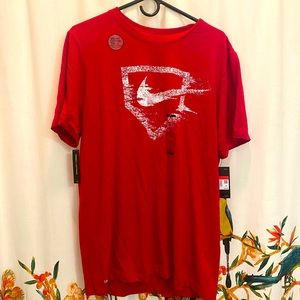 Nike Dri-FIT Red T-shirt